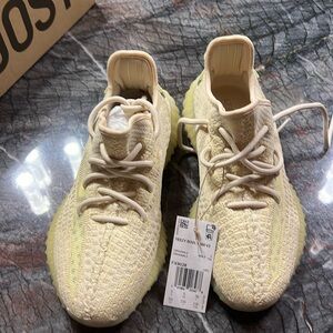 Adidas Yeezy boost 350 V2